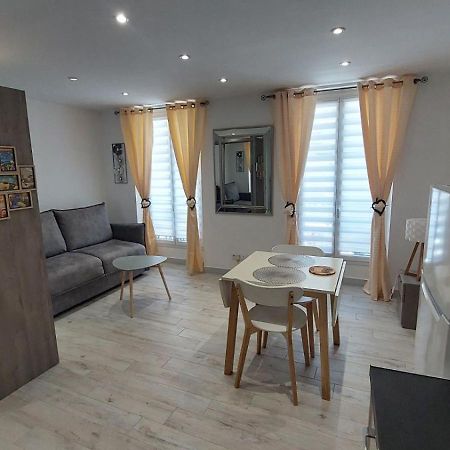 Studio Lumineux Avec Parking Proche Monaco, Nice, Plage Et Gare Menton Exterior foto